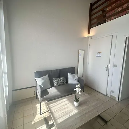 Sa030-b11 Appt 2 Pieces Mezz 4 Personnes *